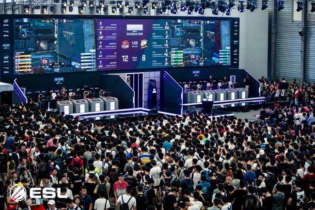 赛中脱颖而 赛中脱颖而